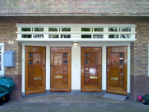 Rivierenbuurt doorways Amsterdam